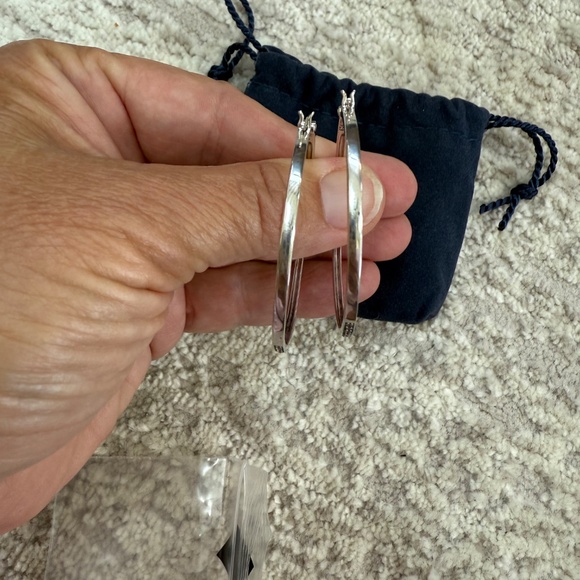 *NIB* Artisan Crafted by Robert Manse CZ Sterling Silver Hoop Earrings - Picture 13 of 15